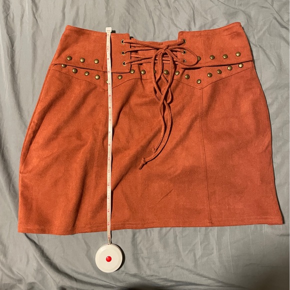 Microsuede Studded Mini Skirt by Rock & Roll Cowgirl size L (Large) rusty orange - Picture 9 of 10